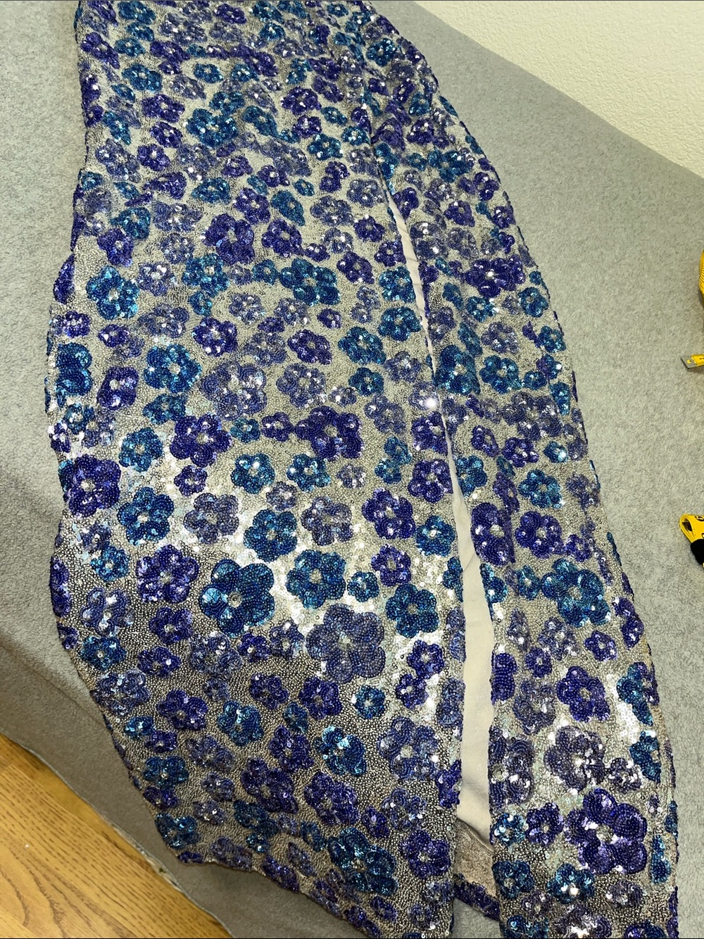 B Smart Floral Sequin Maxi Dress Size 9 10 Event - Picture 10 of 14